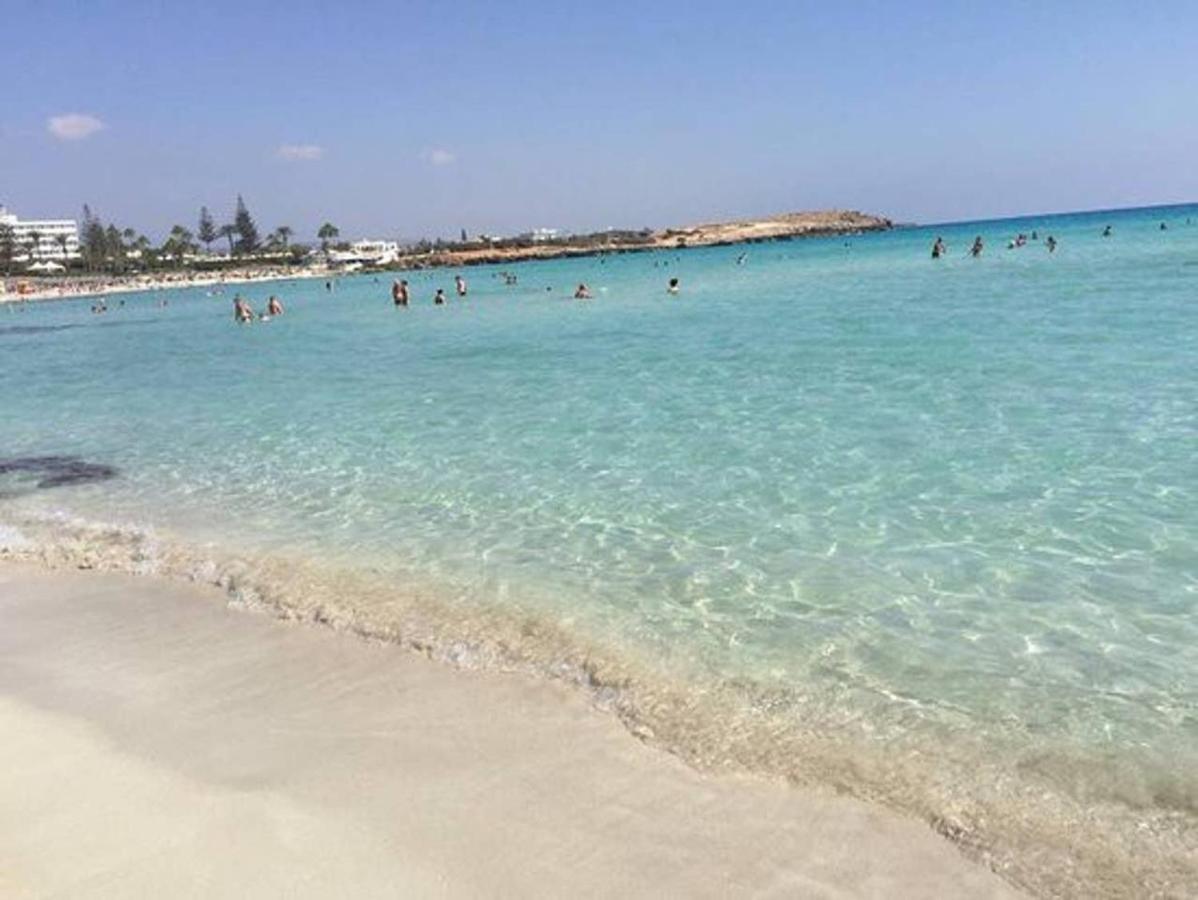 Nissi Golden Sands Holiday Apartment Free Wifi أيا نابا المظهر الخارجي الصورة